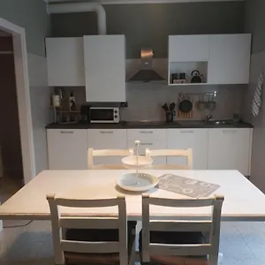 Casa Coralba Appartamento Pavia